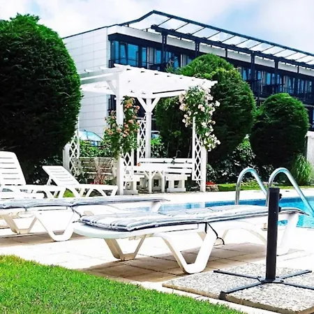 Nancy Sea Escape - Pool & Sea View Apartament Święty Włas