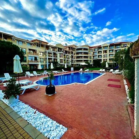 Nancy Sea Escape - Pool & Sea View