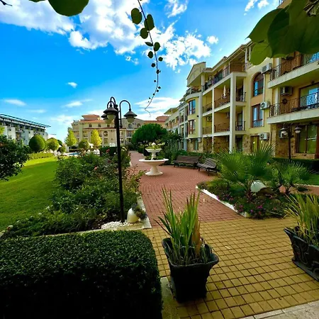 Nancy Sea View Апартамент Свети Влас